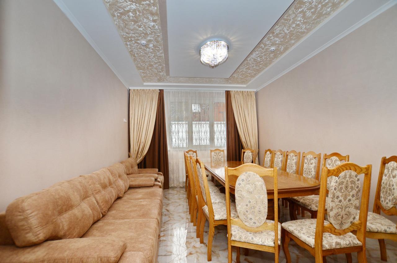 Apart-Hotel Orlan Mykulychyn Esterno foto
