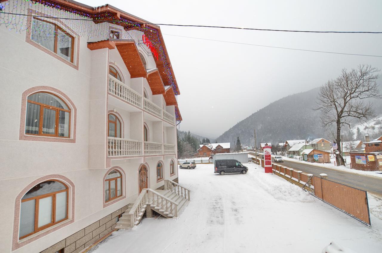 Apart-Hotel Orlan Mykulychyn Esterno foto