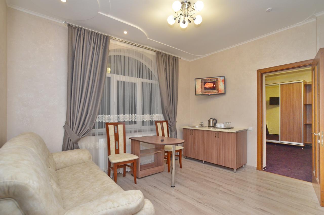 Apart-Hotel Orlan Mykulychyn Esterno foto